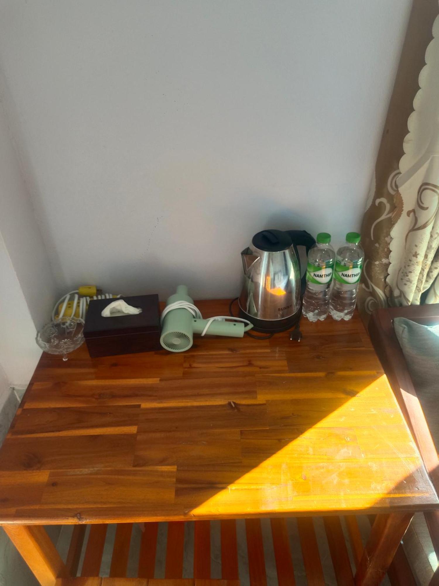 Dd Guesthouse Ванг-Виенг Экстерьер фото